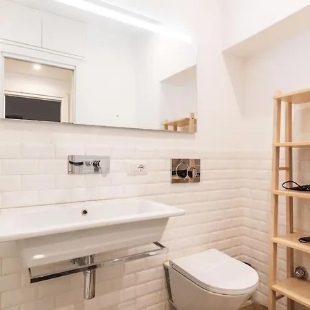 Apartament Trilocale Palermo Rione Monti Rzym